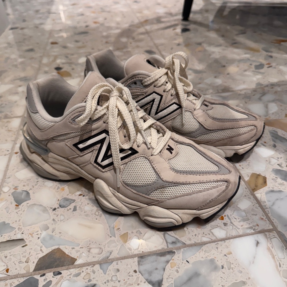 New Balance 9060 Sneakers